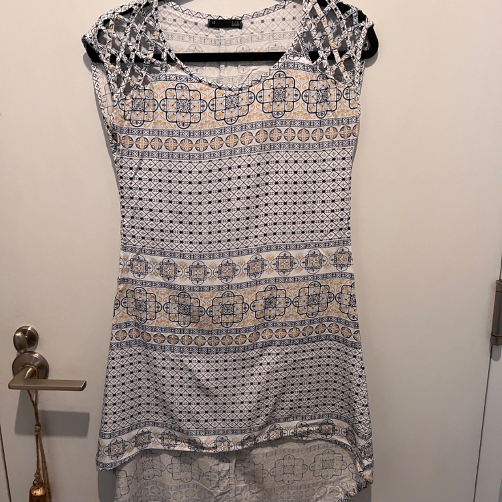 Kaido Beach cover up/summer dress Size XS